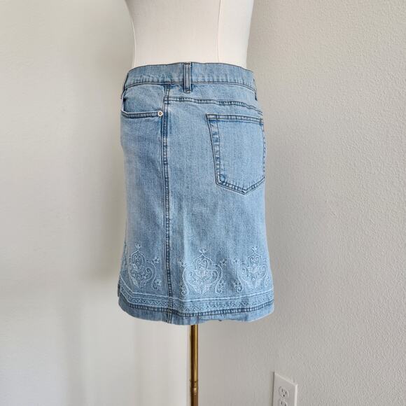 Y2K Axcess Liz Claiborne Light Wash Embroidered Denim Mini Skirt Size 12 - Picture 5 of 8